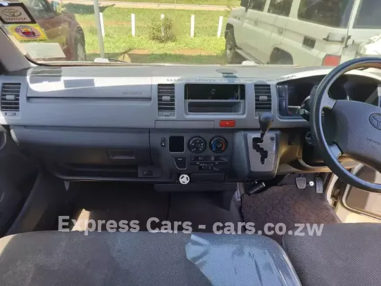 Picture of Toyota Hiace 2006