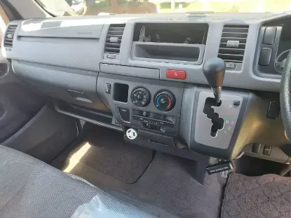 Picture of Toyota Hiace 2006