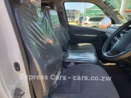 Picture of Toyota Hiace 2006