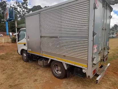 Picture of Toyota Dyna 2005