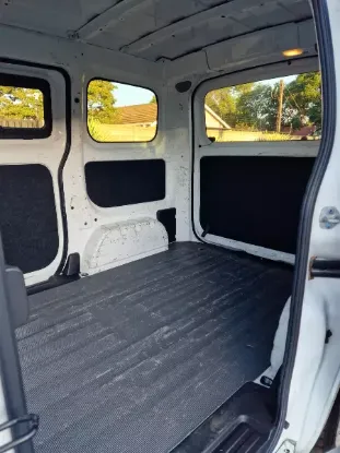 Picture of Nissan NV200 2017