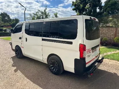 Picture of Nissan Caravan 2015