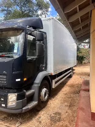 Picture of Volvo Volvo 240 2010