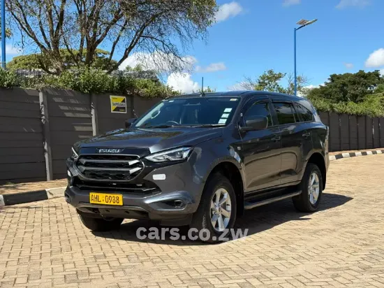 Picture of Isuzu Mu-X 2023