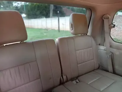 Picture of Toyota Land Cruiser 2000
