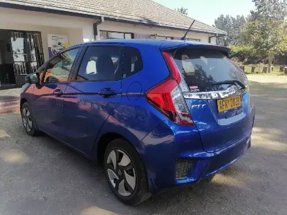 Picture of Honda fit Hybrid(Executive Sedans and Hatchbacks)