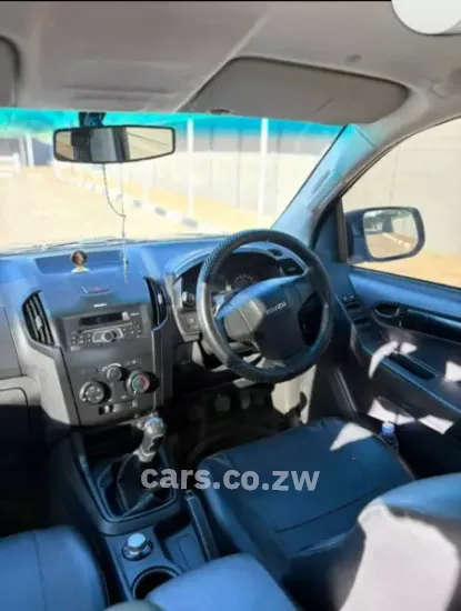 Picture of Isuzu KB250 2017