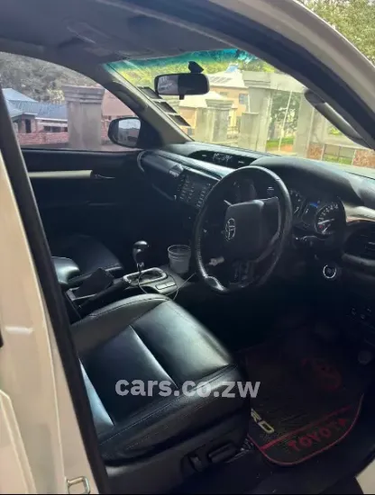 Picture of Toyota Hilux 2023