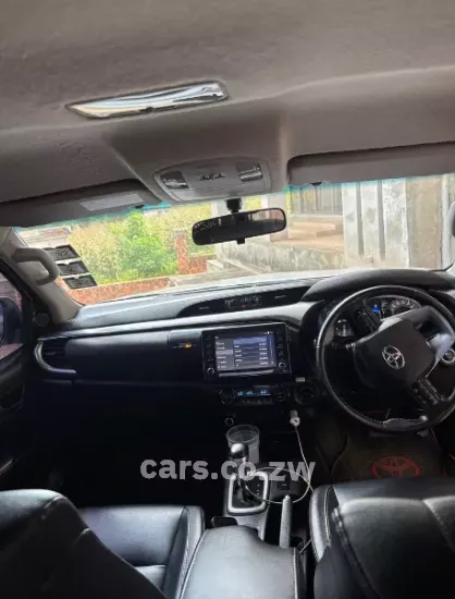 Picture of Toyota Hilux 2023