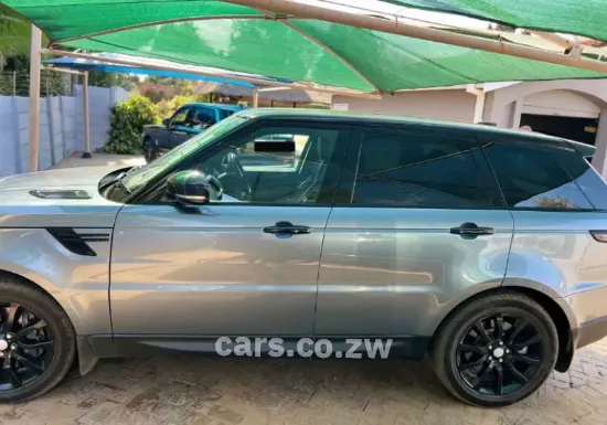 Picture of Range rover Sport 2017