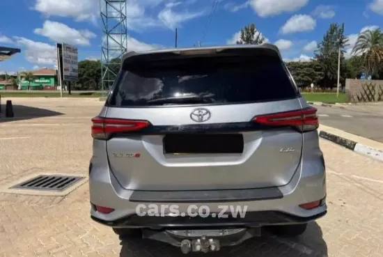 Picture of Toyota Fortuner 2024