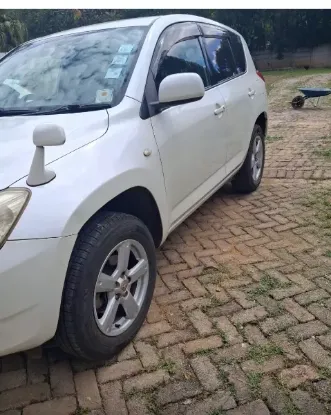 Picture of Toyota Rav4 2006