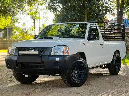 Picture of Nissan NP300 2020