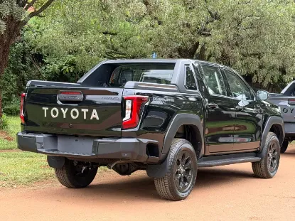 Picture of Toyota Hilux 2026
