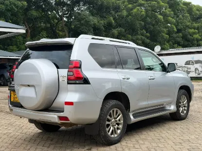 Picture of Toyota Land Cruiser 2019