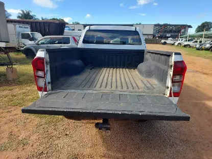 Picture of Isuzu KB250 21000