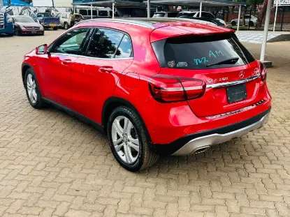 Picture of Mercedes Benz GLA 2016