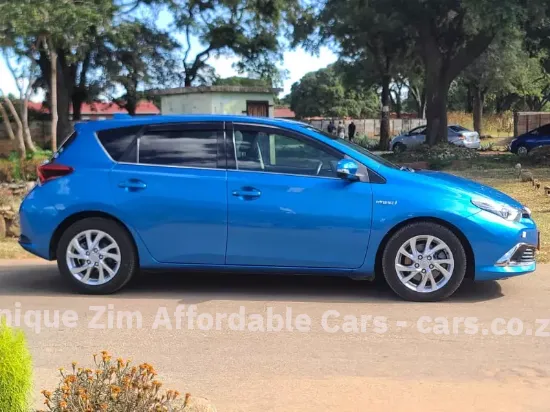 Picture of Toyota Auris 2016