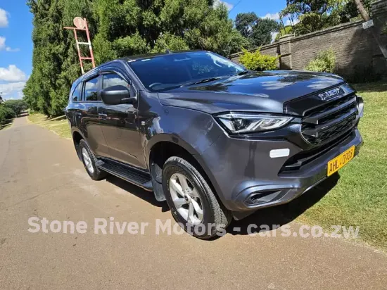 Picture of Isuzu Mu-X 2024