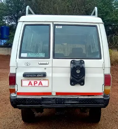 Picture of Toyota Land Cruiser 2003