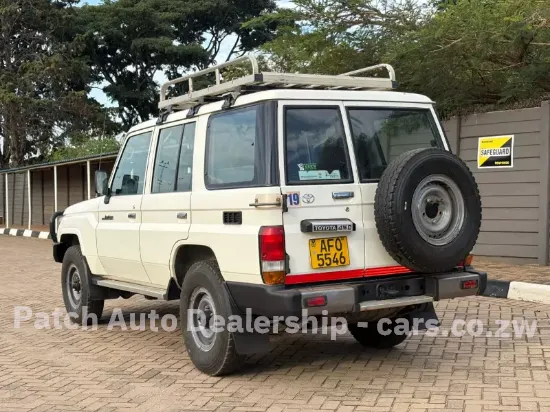 Picture of Toyota Land Cruiser 2021