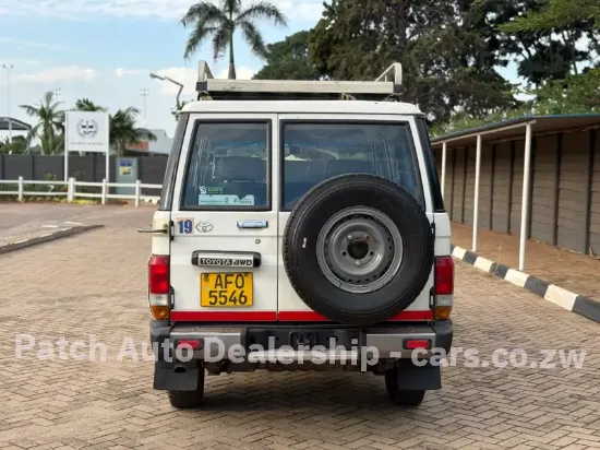 Picture of Toyota Land Cruiser 2021