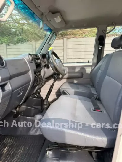 Picture of Toyota Land Cruiser 2021