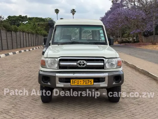 Picture of Toyota Land Cruiser 2012