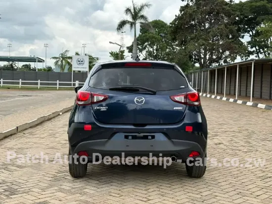 Picture of Mazda Demio 2016