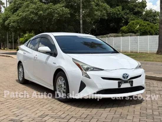 Picture of Toyota Prius 2017