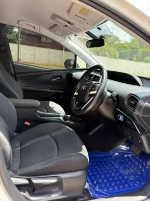 Picture of Toyota Prius 2017