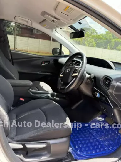 Picture of Toyota Prius 2017