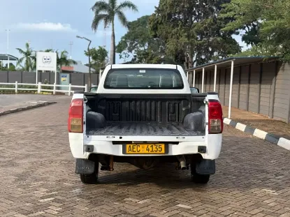 Picture of Toyota Hilux 2016