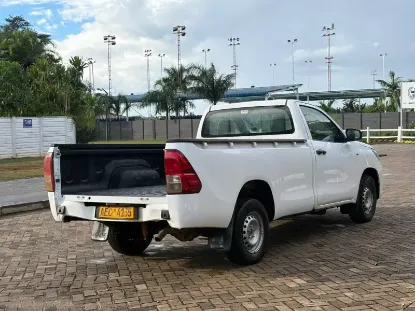 Picture of Toyota Hilux 2016