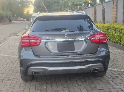 Picture of Mercedes Benz GLA 2017