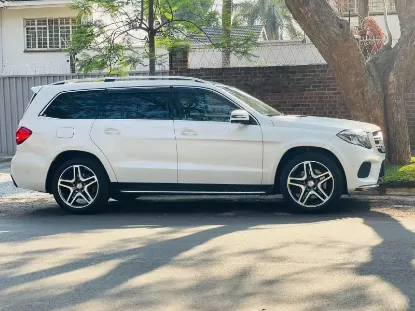 Picture of SUVs For Hire