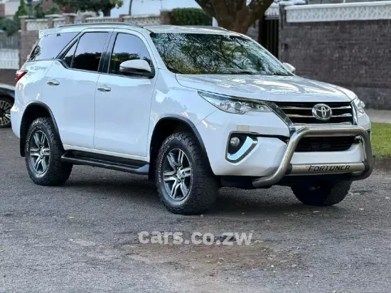 Picture of Toyota Fortuner 2018