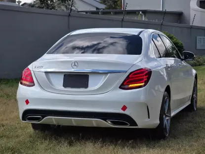 Picture of Mercedes Benz C-Class 2016