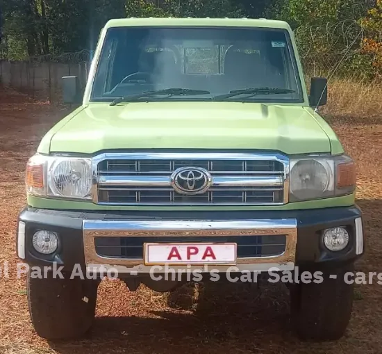 Picture of Toyota Land Cruiser 2005