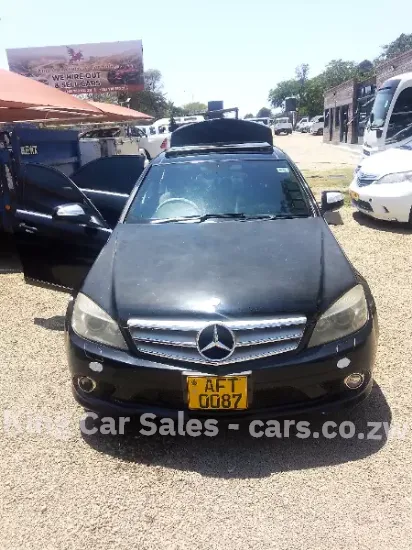 Picture of Mercedes Benz C-Class Sedan 2008