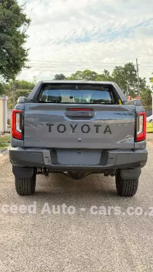 Picture of Toyota Hilux 2026