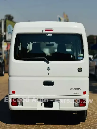 Picture of Suzuki Every 2016