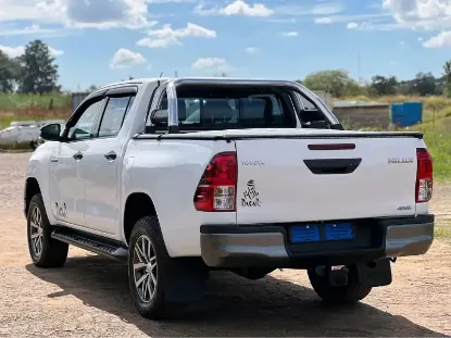 Picture of Toyota Hilux 2018