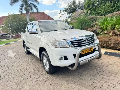 Picture of Toyota Hilux 2013
