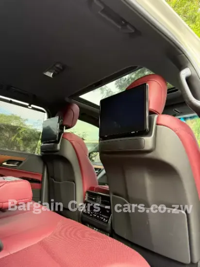 Picture of Toyota Land Cruiser 2023