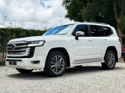 Picture of Toyota Land Cruiser 2023