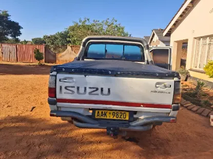 Picture of Isuzu KB250LE 2003