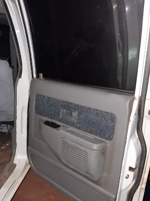 Picture of Isuzu KB250LE 2003