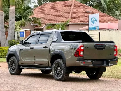 Picture of Toyota Hilux 2023