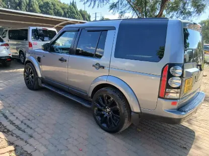 Picture of Land Rover Discovery 2013